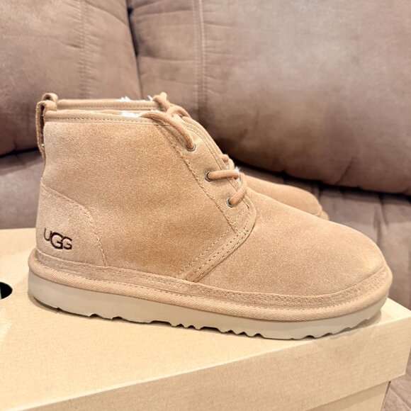 UGG Kids' Neumel II Boot - Picture 11 of 15